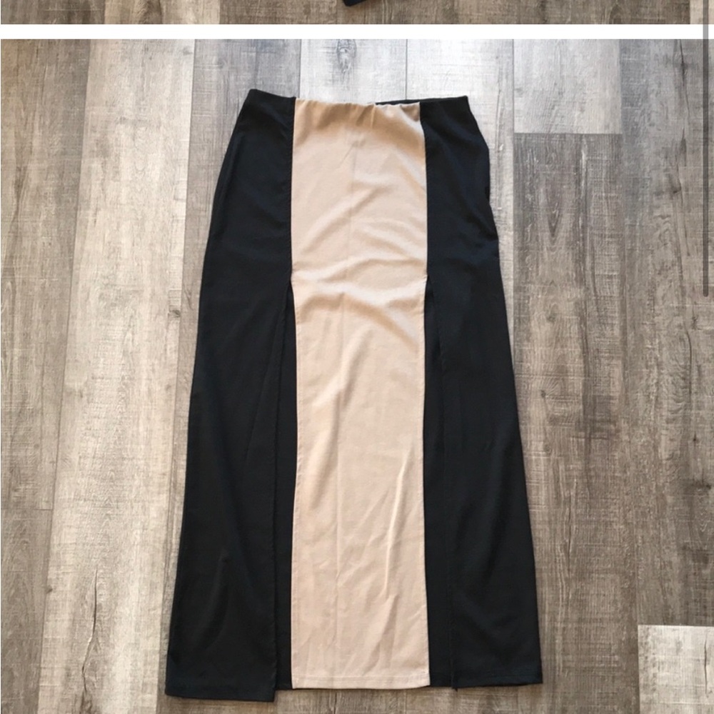 MAXI SKIRT